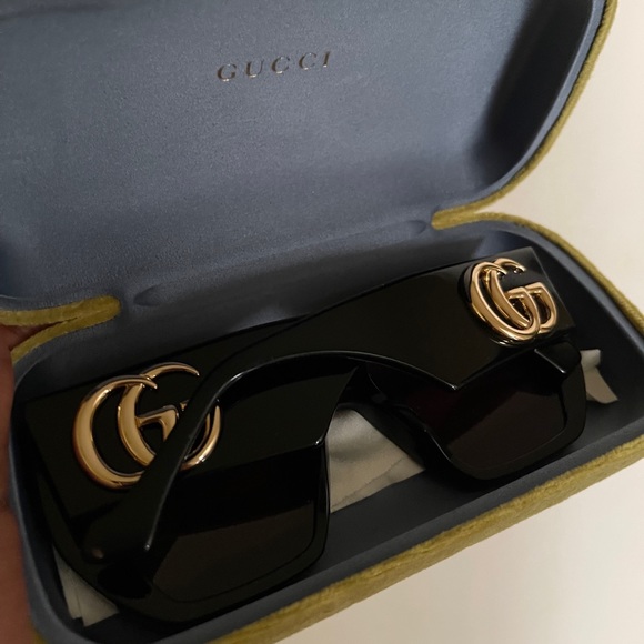 Gucci sunglasses - Picture 1 of 8